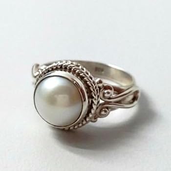 Charming Cat's Eye